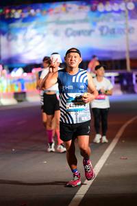 BIB: 7000, 42807
                            <button type="button" onclick="openModal(23233930)" class="btn btn-primary btn-sm float-right btn-popup" data-toggle="modal" data-target=".modal-high-quality">
                        <i class="fas fa-shopping-cart"></i> Add to Cart
                    </button>
                                            <button type="button" onclick="isThisMe(23233930, true)" class="btn btn-success btn-sm float-right btn-popup btn-isme hidden" data-toggle="tooltip" data-placement="bottom" title="นี่คือรูปของคุณใช่ไหม คลิกที่นี่เพื่อเอาเข้าอัลบั้ม">
                        <i class="fas fa-plus"></i> Add to album
                    </button>
                    <button type="button" onclick="isThisMe(23233930, false)" class="btn btn-warning btn-sm float-right btn-popup btn-isnotme hidden">
                        <i class="fas fa-ban"></i> Remove from album
                    </button>